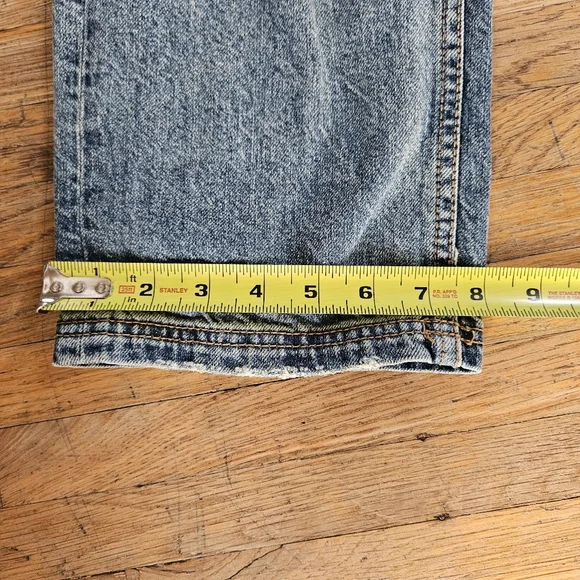 We The Free Distressed Jeans Size 27 - Picture 5 of 8